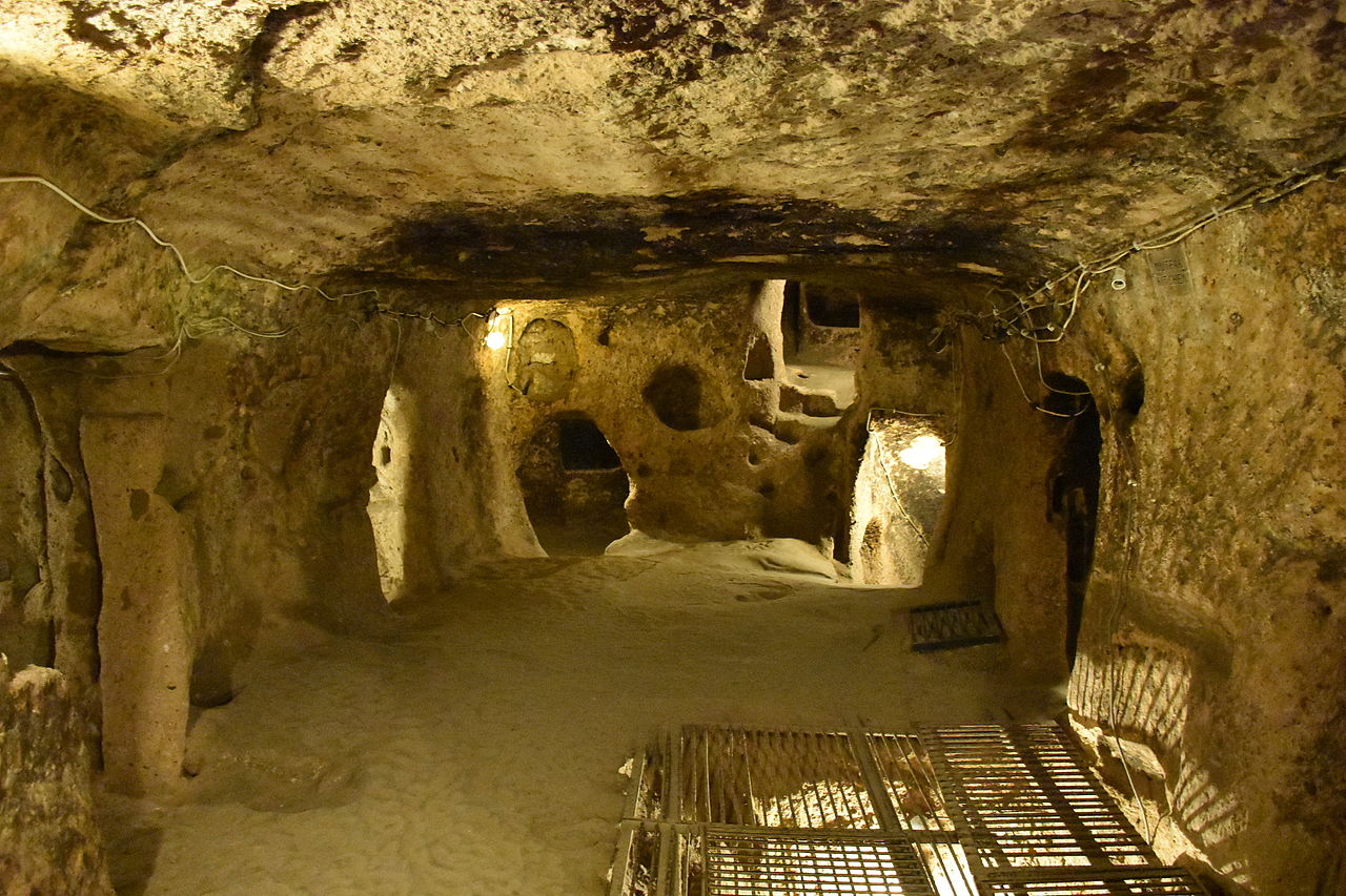 kaymakli-underground-city-large-room-1721741806.jpg